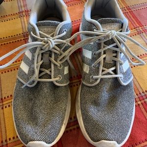Adidas Tennis Shoes